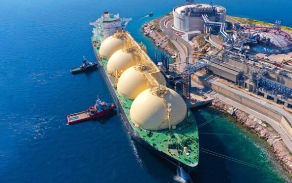 LNG Shipping: Operations, Safety, and Logistics