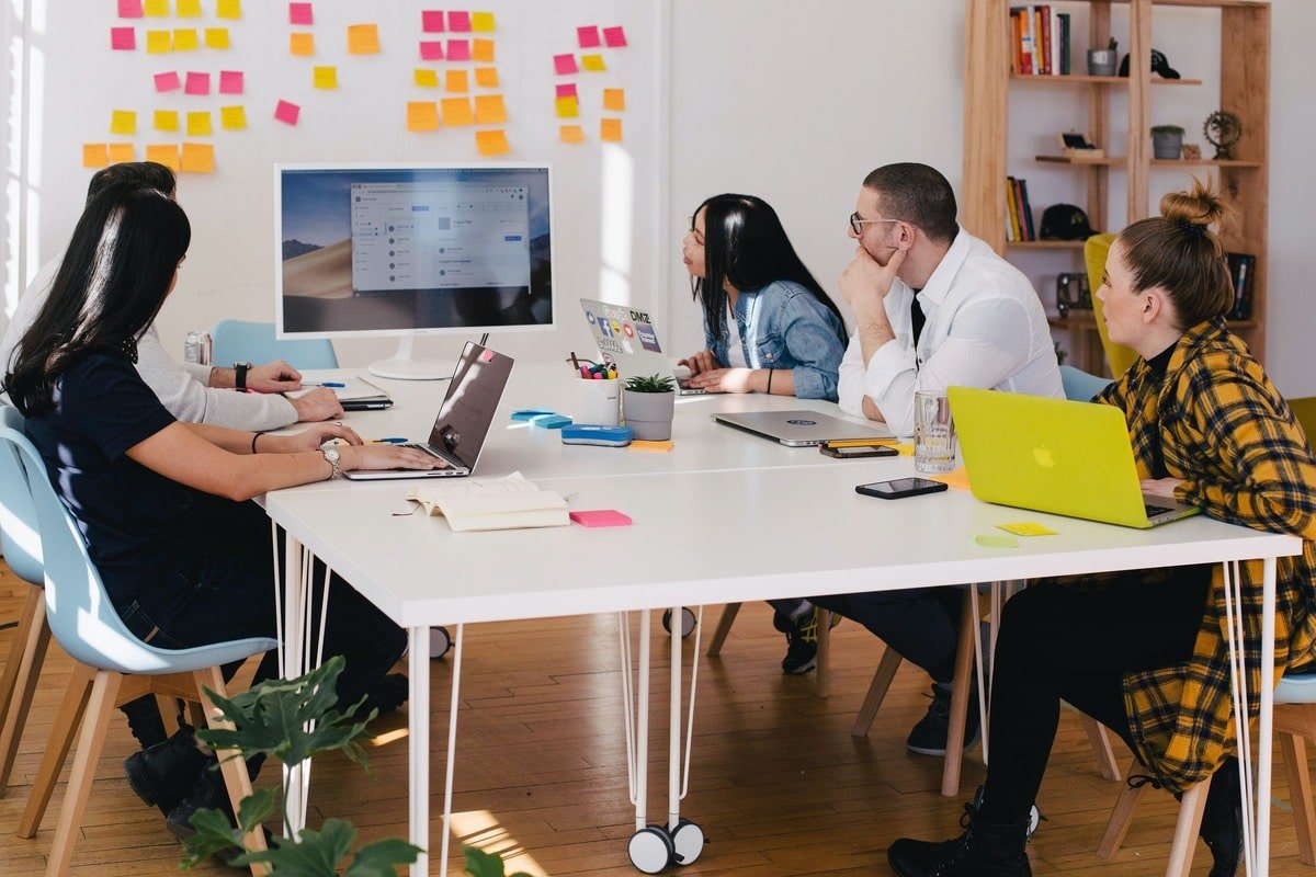 Corporate Identity Strategy and Brand Architecture Fundamentals