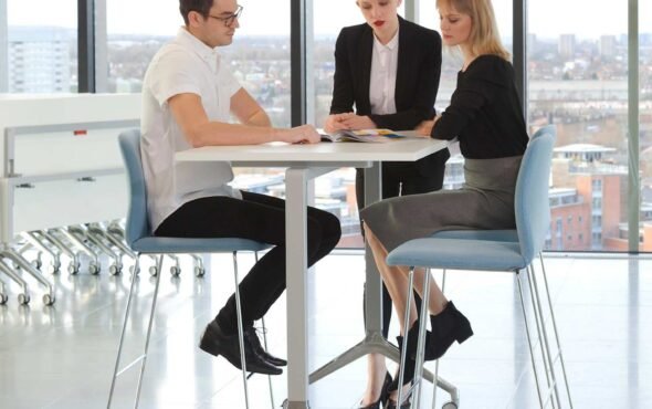 Administrative leadership of public relations managers