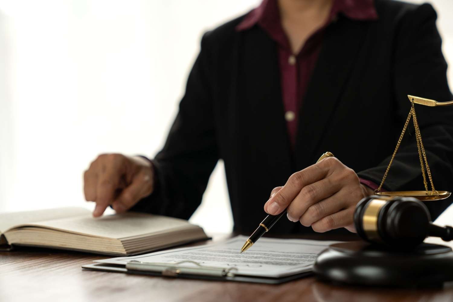 Advanced Legal Research: Methods, Sources, and Strategy