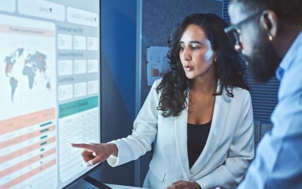 AI in Data Science & Machine Learning for Analysts