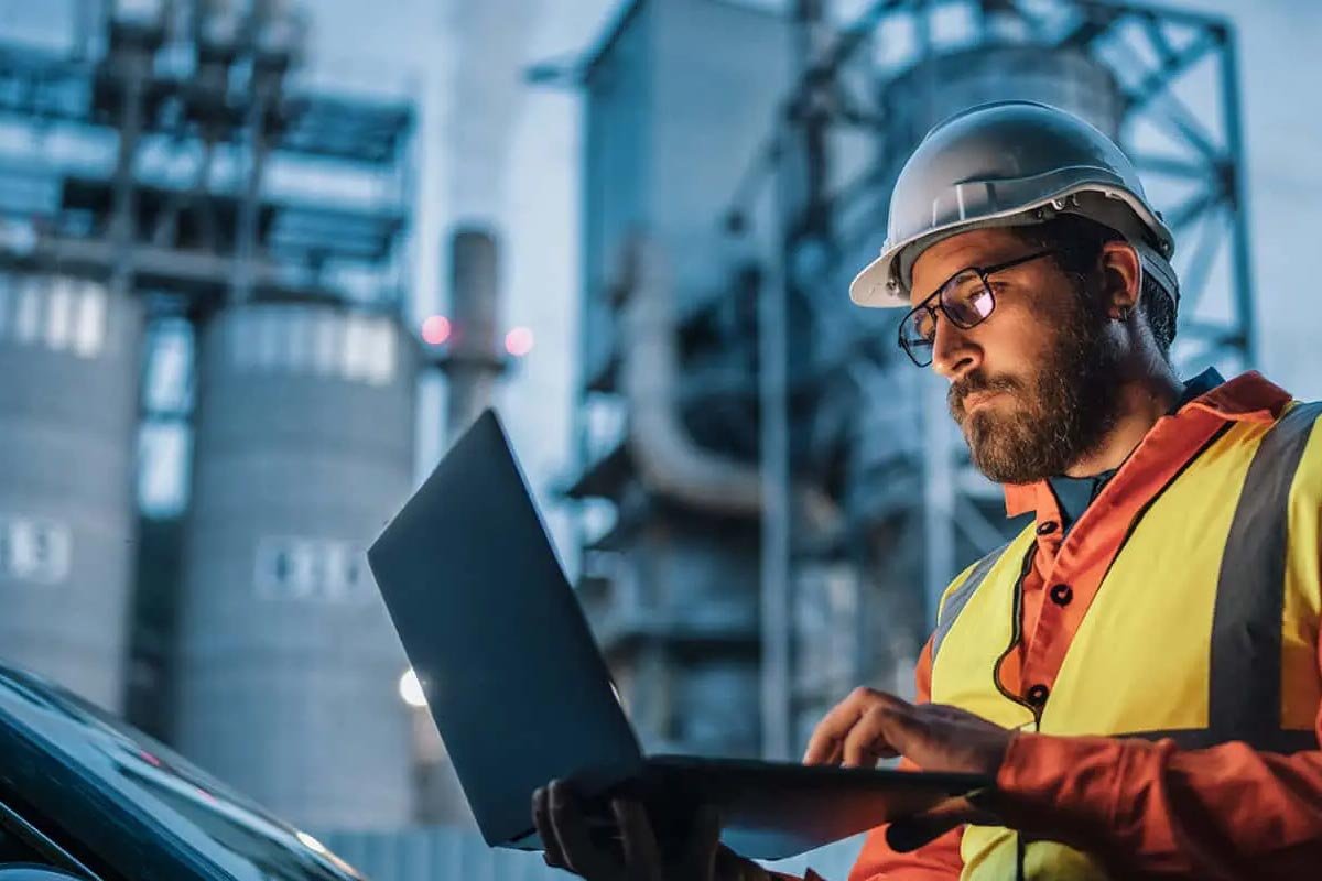 Reliability in Process Equipment and Piping Systems: Strategies for Failure Prevention and Repair