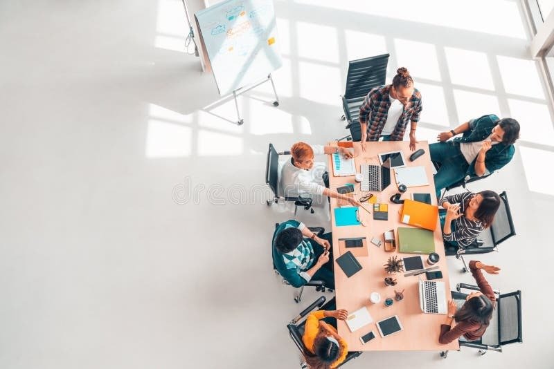 Professional Course in Leading High-Performance Teams: Strategies and Best Practices