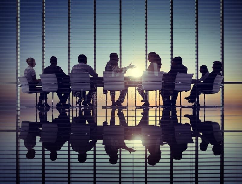 Strategic Corporate Governance: Maximizing Organizational Effectiveness and Compliance