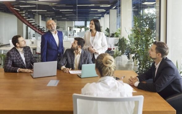 The Complete Course on Management & Leadership: Mastery in Organizational Excellence